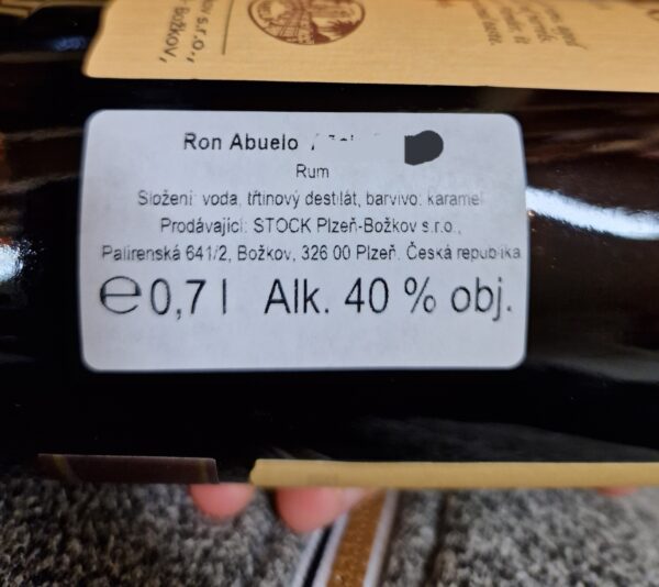 Abuelo 7y 0,7l 40% (holá láhev) - Image 2