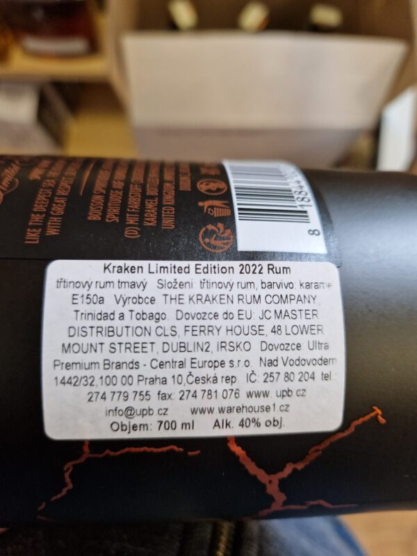 Kraken Black Spiced Limited Edition 2022 0,7l 40% (holá láhev) - Image 2